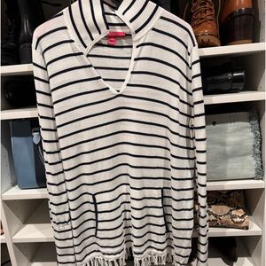 Lilly Pulitzer. XL navy and white striped thin sweater shirt.